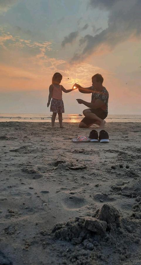 Huize Visser Egmond aan Zee Buitenkant foto